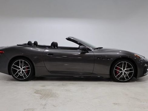 Certified 2024 Maserati GranCabrio Trofeo AWD/4WD image 9
