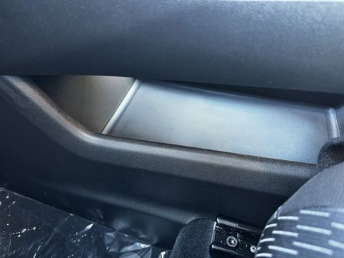 New 2026 Chevrolet Equinox LT image 18