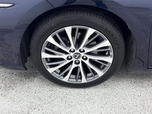 Used 2019 Lexus ES 350 image 48