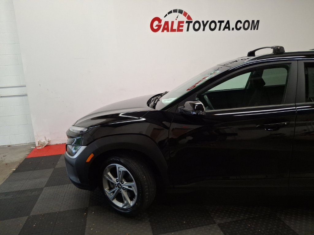 Used 2023 Hyundai Kona SEL AWD/4WD image 5
