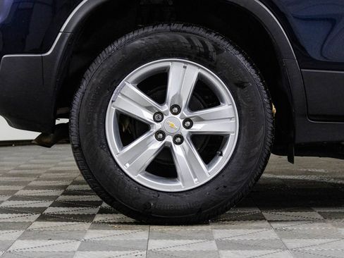 Certified 2022 Chevrolet Trax LS w/ Tint and Cruise Package image 44