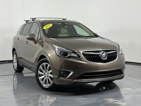 Used 2019 Buick Envision Essence FWD image 2