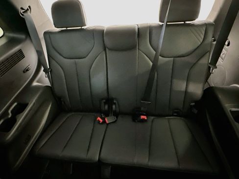 Used 2025 Hyundai Palisade SEL AWD/4WD image 29