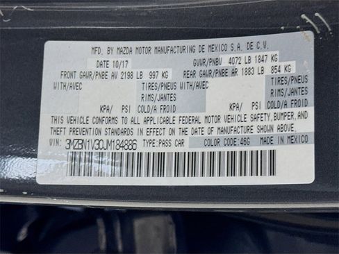 Used 2018 MAZDA MAZDA3 Touring image 29