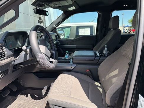 Used 2024 Ford F150 XLT w/ FX4 Off-Road Package image 10
