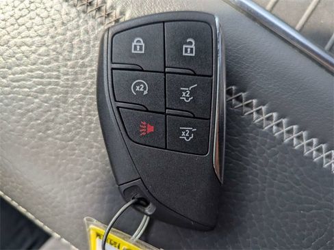 Used 2023 GMC Yukon Denali image 34