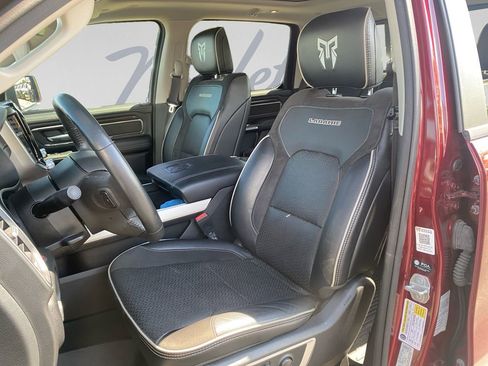 Used 2022 RAM 1500 Laramie AWD/4WD image 16