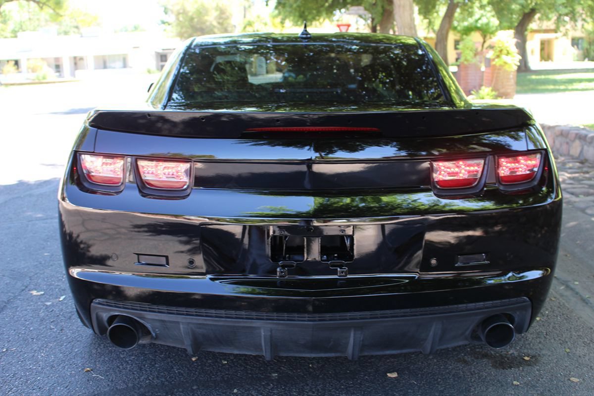 Used 2013 Chevrolet Camaro SS w/ RS Package RWD image 5