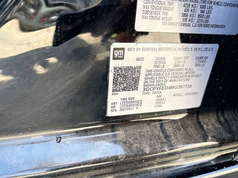 Used 2021 Chevrolet Silverado 1500 LT Trail Boss w/ Bed Protection Package image 30