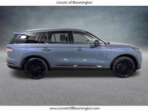 Used 2025 Lincoln Aviator Reserve w/ Equipment Group 201A AWD/4WD image 9