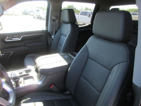 New 2026 GMC Sierra 1500 SLT w/ SLT Convenience Package AWD/4WD image 12