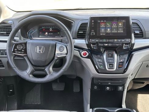 Used 2022 Honda Odyssey Touring image 19