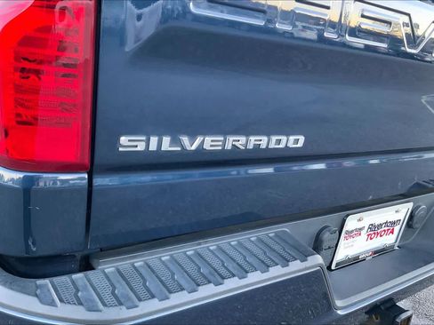 Used 2022 Chevrolet Silverado 1500 Custom image 28