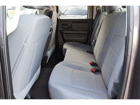 Used 2020 RAM 1500 Tradesman w/ Chrome Plus Package RWD image 10