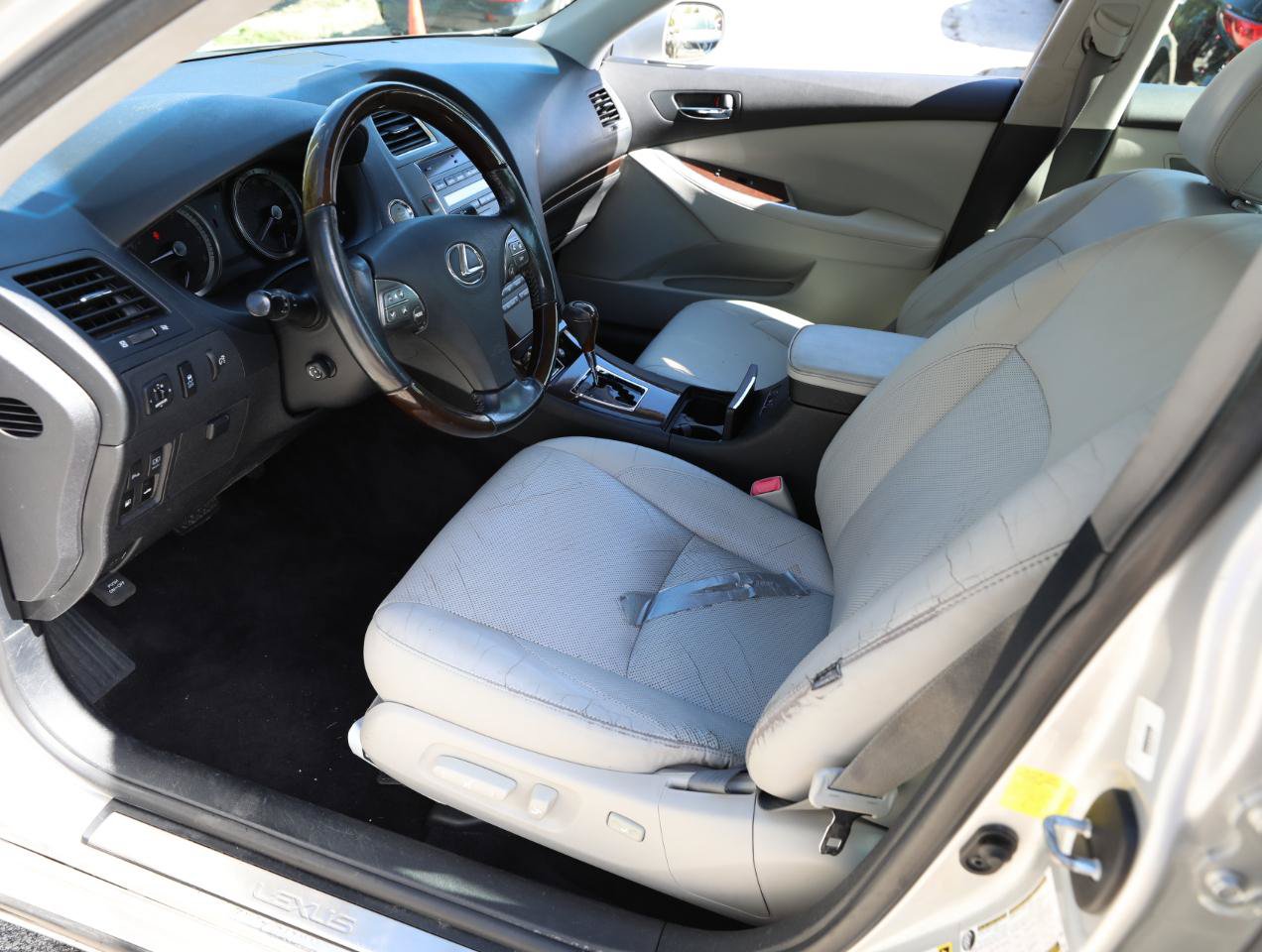 Used 2012 Lexus ES 350 FWD image 15