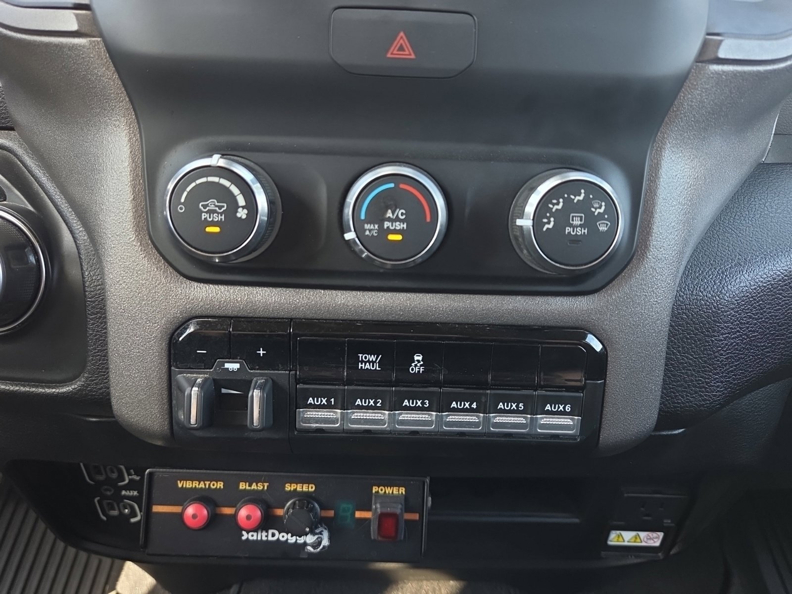 Certified 2019 RAM 2500 Tradesman AWD/4WD image 21