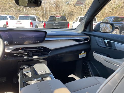 New 2026 Buick Enclave Preferred w/ Power Package image 24