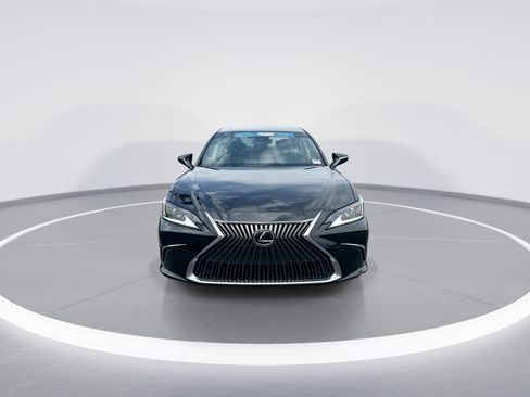 Used 2019 Lexus ES 350 w/ Accessory Package 2 FWD image 3