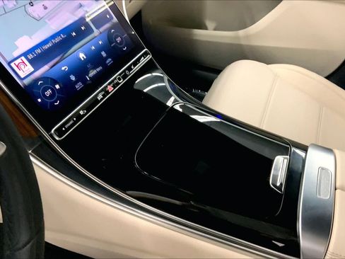 Certified 2023 Mercedes-Benz GLC 300 image 27