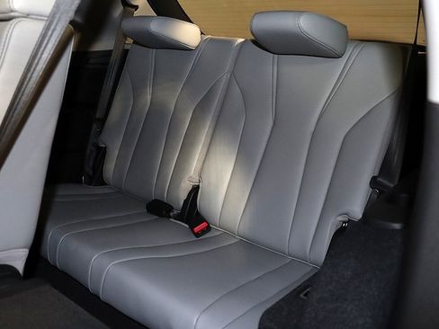 Certified 2026 Acura MDX w/ Technology Package image 14