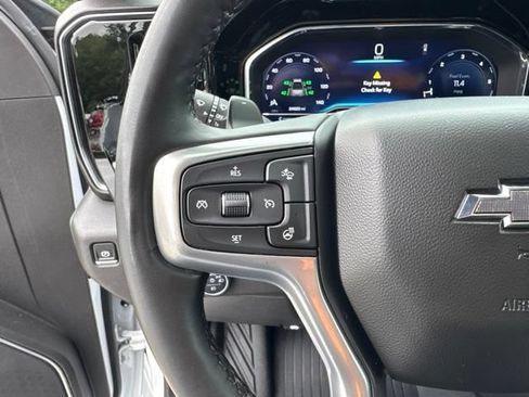 Used 2024 Chevrolet Silverado 1500 LT Trail Boss w/ Convenience Package II AWD/4WD image 16