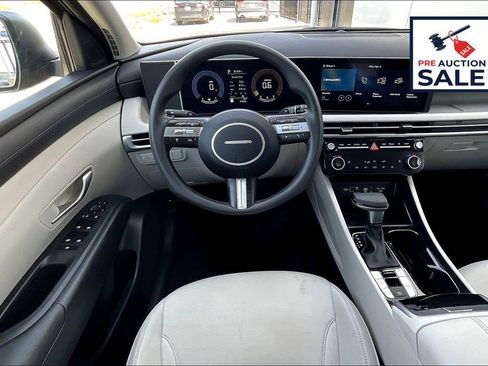 Used 2025 Hyundai Tucson SEL FWD image 5