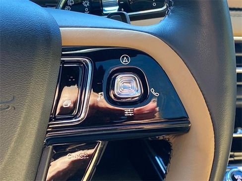 Certified 2023 Lincoln Corsair Reserve w/ Equipment Group 201A image 19