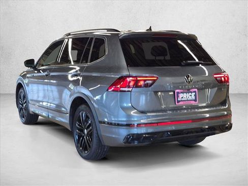Used 2022 Volkswagen Tiguan SE R-Line AWD/4WD image 7