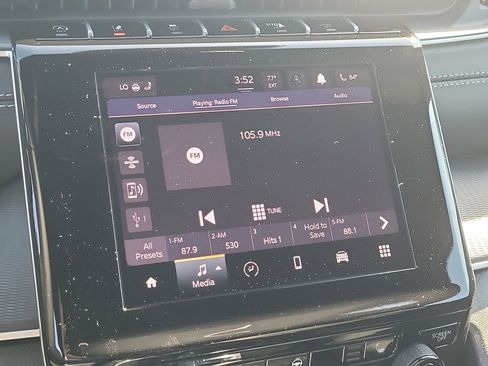 New 2025 Jeep Grand Cherokee Altitude image 19