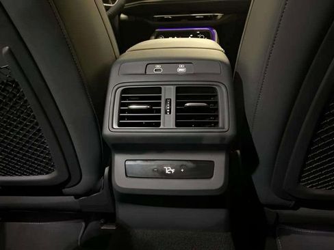 Used 2025 Audi Q5 Premium w/ Convenience Package image 64