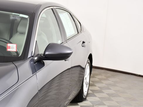 Certified 2025 Honda Accord LX image 13