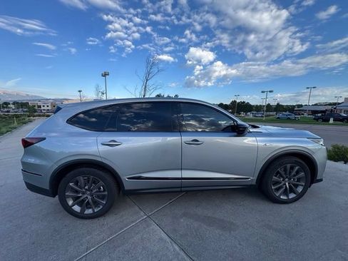Used 2025 Acura MDX A-Spec AWD/4WD image 11