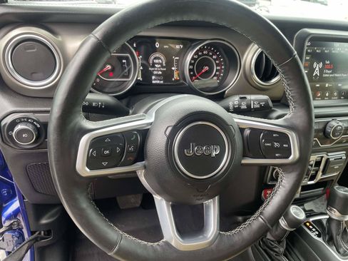 Used 2019 Jeep Wrangler Unlimited Rubicon AWD/4WD image 6