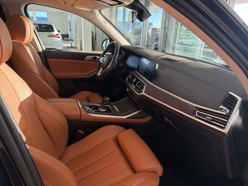 Certified 2022 BMW X7 xDrive40i w/ Premium Package image 54