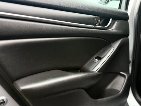 Used 2020 Honda Accord Sport image 13