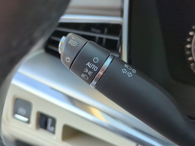 Used 2019 Cadillac XT5 Premium Luxury FWD image 18
