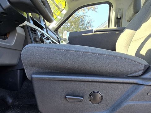 Used 2025 Ford F350 XLT w/ XLT Value Package image 12