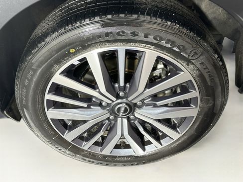 Used 2024 Nissan Kicks SR image 11