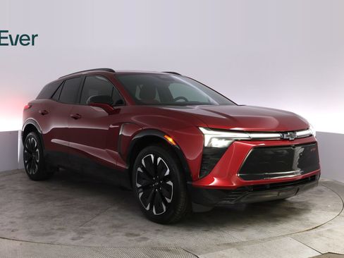 Used 2025 Chevrolet Blazer EV RS w/ Super Cruise Package AWD/4WD image 13