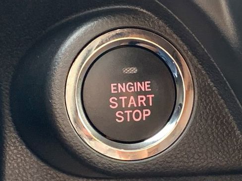 Used 2025 Subaru Forester Touring image 34