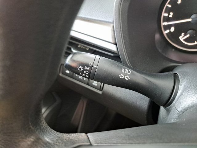 Used 2025 Nissan Altima 2.5 SV FWD image 20