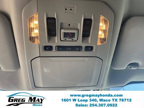 Used 2022 Toyota Highlander Limited FWD image 20