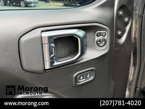 Used 2025 Jeep Wrangler Unlimited Sport AWD/4WD image 30