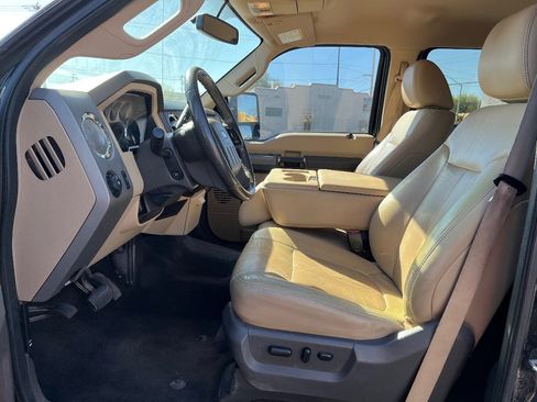Used 2011 Ford F250 Lariat w/ FX4 Off Road Pkg image 11