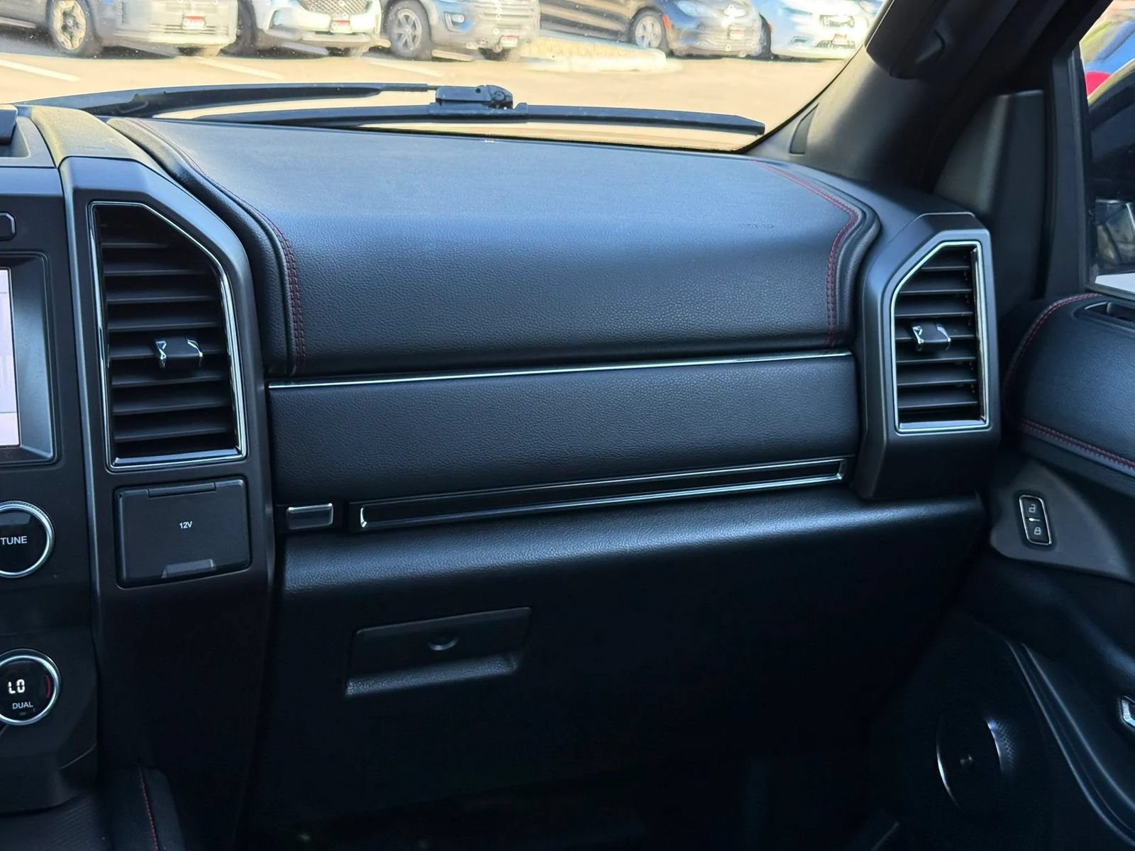 Used 2020 Ford Expedition Limited w/ Equipment Group 303A AWD/4WD image 20