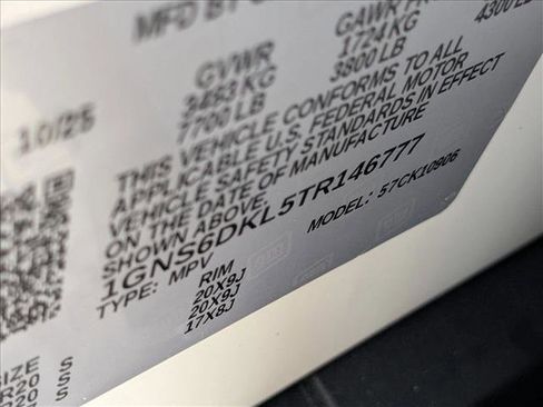 New 2026 Chevrolet Suburban Z71 w/ Z71 Off-Road Package image 17