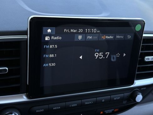 New 2026 Hyundai Venue SEL FWD image 18