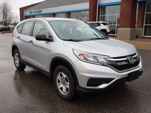 Used 2016 Honda CR-V LX image 2