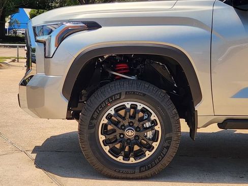 New 2026 Toyota Tundra SR5 AWD/4WD image 5
