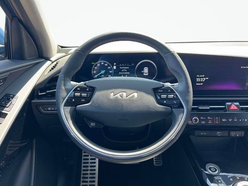 Used 2023 Kia Niro Wave w/ Wave Preserve Package FWD image 14